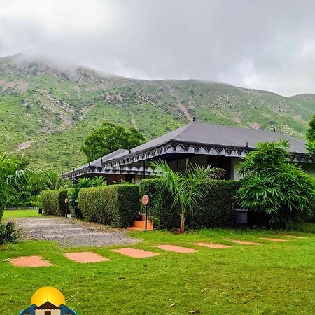 Foothill Pushkar Resort מראה חיצוני תמונה
